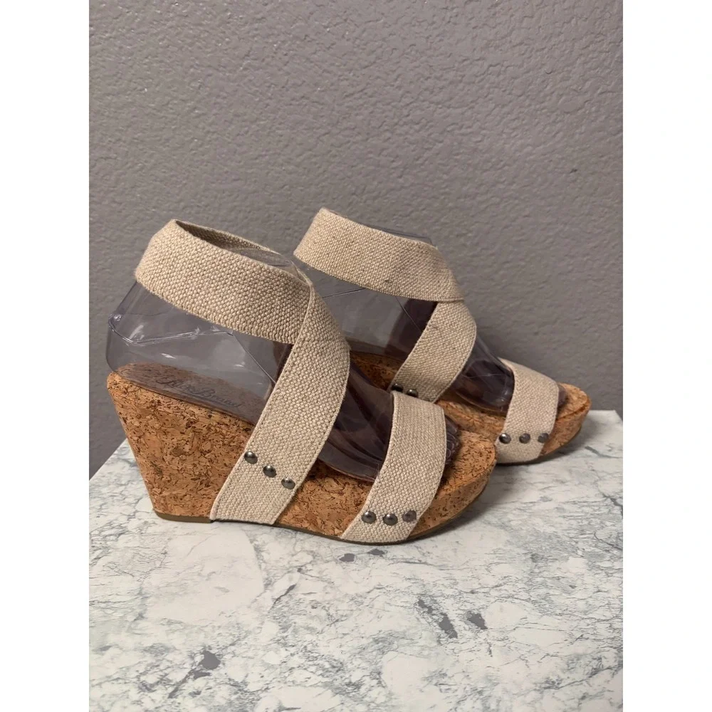Lucky Brand Womens 6.5 Mariah Wedge Sandals Beige Cork Studded Platform Boho